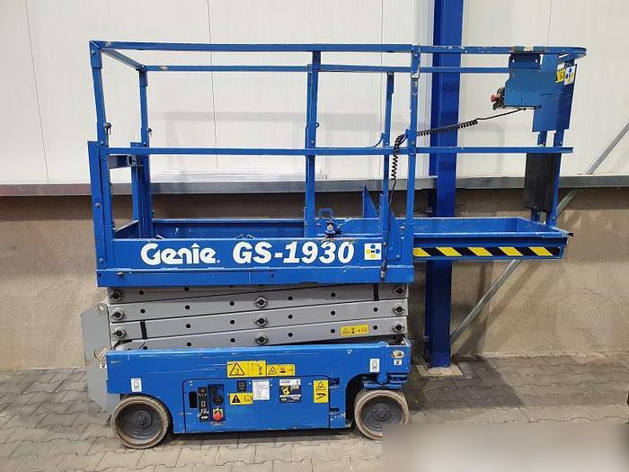 Genie Scissors Lifts