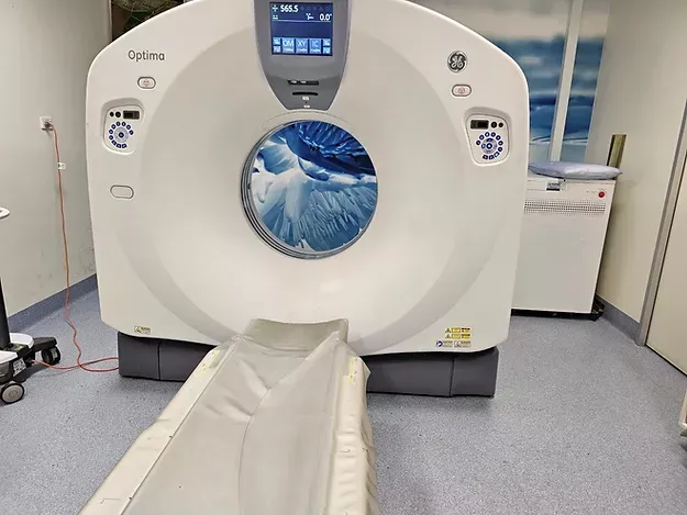 GE Optima 520 16 Slice CT Scanner