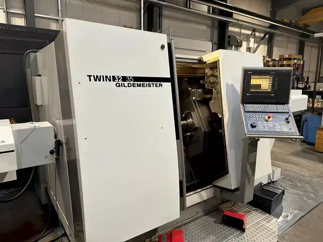 Gildemeister SIEMENS Variabl TWIN 32 2 Axis