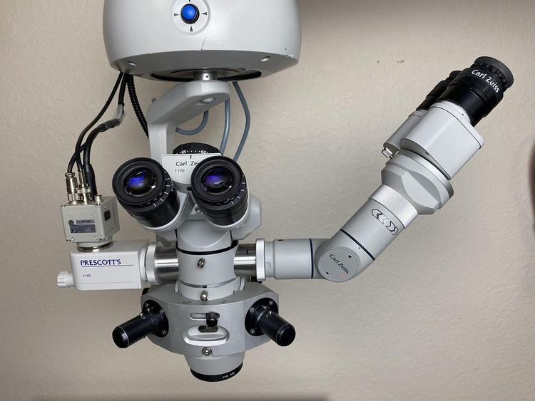 ZEISS Visu 150 On a S8 Stand Microscope