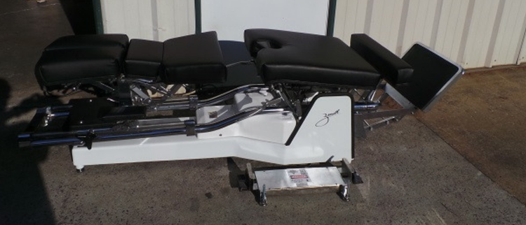 Zenith II 210F Hylo Table with PD