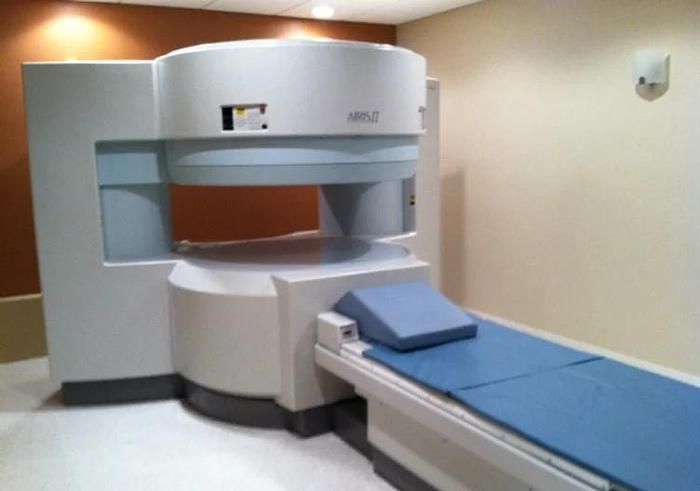 Hitachi Airis II .3T OPEN MRI