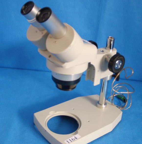 Meiji EMF, Microscope