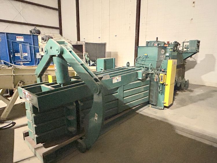 Harris HS0-108-30 Auto Tie Horizontal Baler