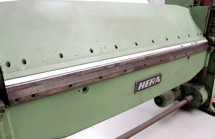 Hera UM II / 2000 x 2.5 Sheet width: 2020 mm
