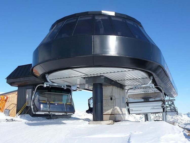 Doppelmayr 4 CLD / B, 4 seater chairlift can be coupled