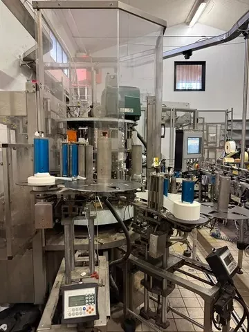 Makro MAK2, 4 adhesive station labeller