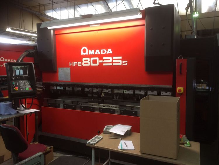 Amada HFE 8025 80 Ton