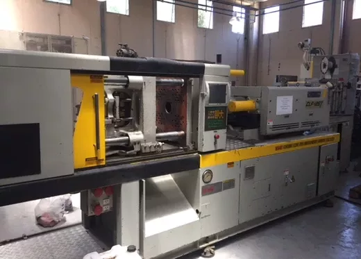 CLF injection machine 125 T