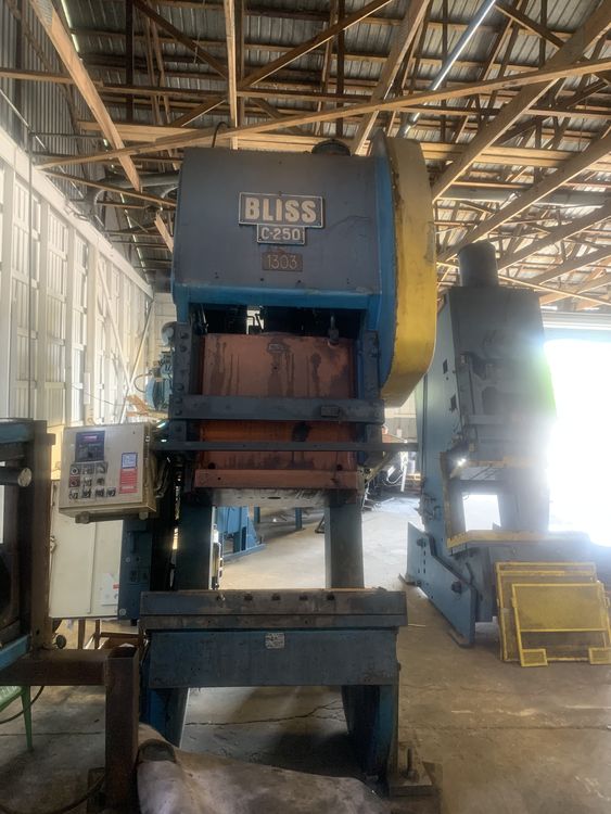 Bliss C-250 PUNCH PRESS 250 Ton