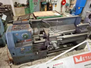 Takisawa Engine Lathe 1500 rpm TAL-560 Centre Lathe