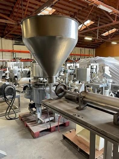 Geyer Single Piston Filler