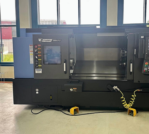 Doosan Control Fanuc 0iT + iHMI 4000 rpm PUMA 2600 LY II 3 Axis