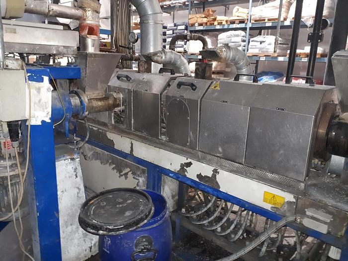 Comac TWIN SCREW EXTRUDER EBC60