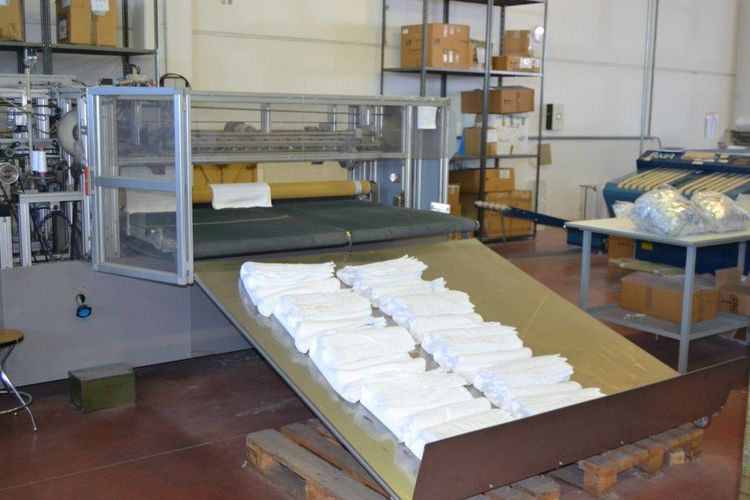 Magetron complete line for towel fringes