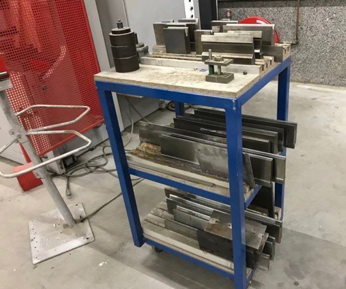 Beyeler cnc press brake & guillotine shear Cutting capacity 3000 mm 150