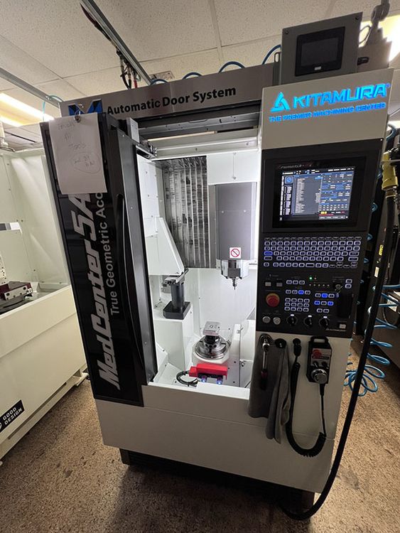 Kitamura MEDCENTER 5AX (TRUNNION)  5 Axis