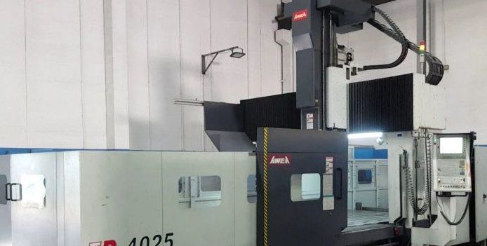 AWEA EP 4025 machining center 3 Axis