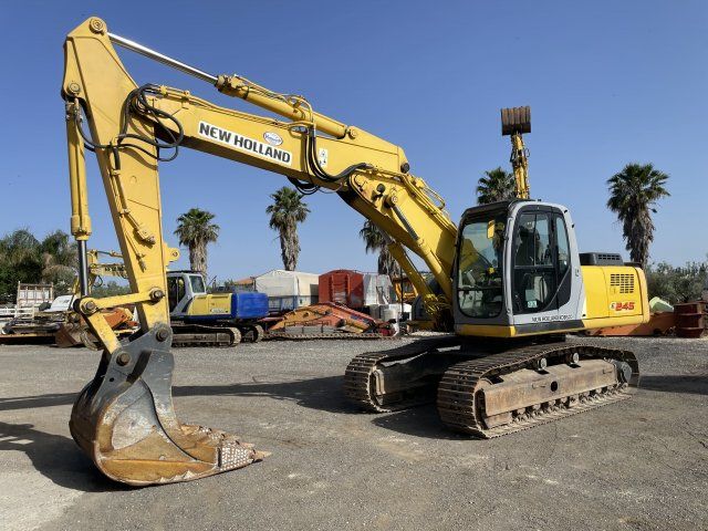 New Holland E 245C Tracked Excavator