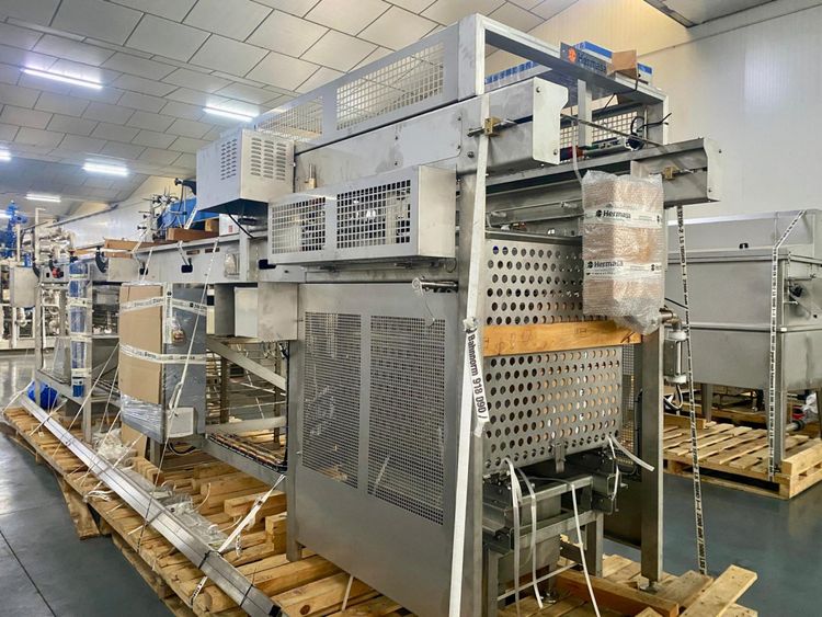 Hermasa  De-palletizer for empty can feed