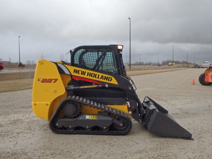 New Holland C227 Skid Steer