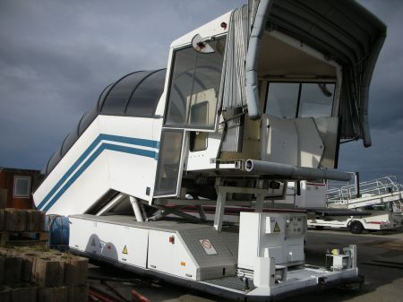 Electric lift for plane FFG.