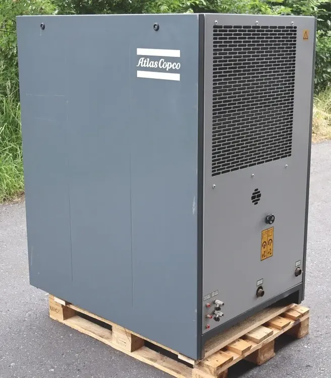 Atlas Copco GA30VSDFF   Maximum pressure: 12.8 bar
