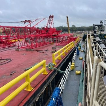 TRAILING SUCTION HOPPER DREDGER (1300 CY) Hopper capacity: 1,300 CY