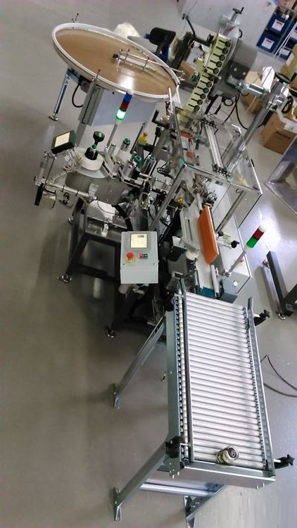 AMETIS, Automatic labeling bench for glass jars