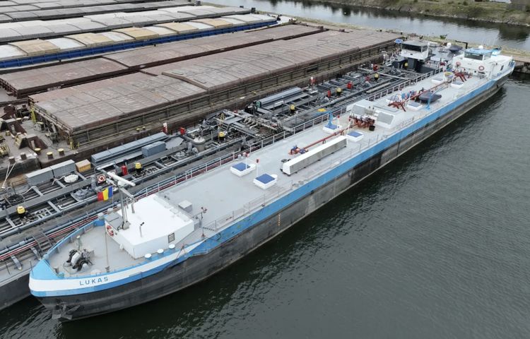 LUKAS ABT 840 DWT ON 3.8 M DRAFT