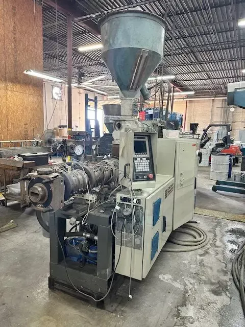 Cincinnati Milacron CM-55
