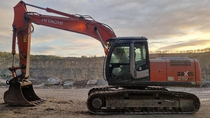 Hitachi ZX210LC-3 Tracked Excavator