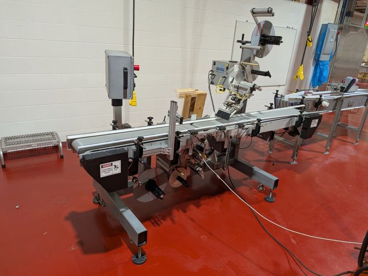 Universal Top and Bottom Label Applicator