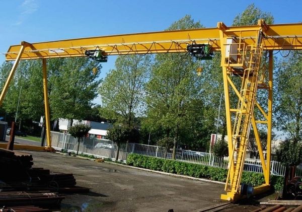 Demace, Van Haagen Gantry crane from Demag-van Haagen, 2x5 tons