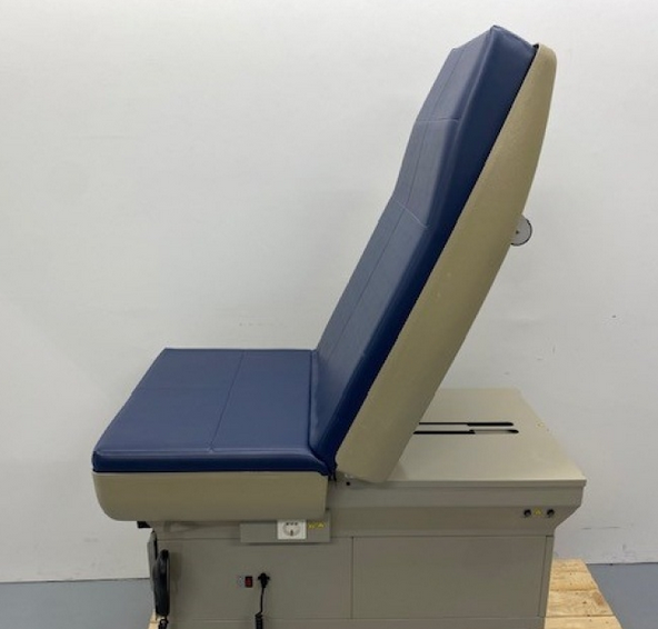 Midmark Ritter 405013 Exam Table