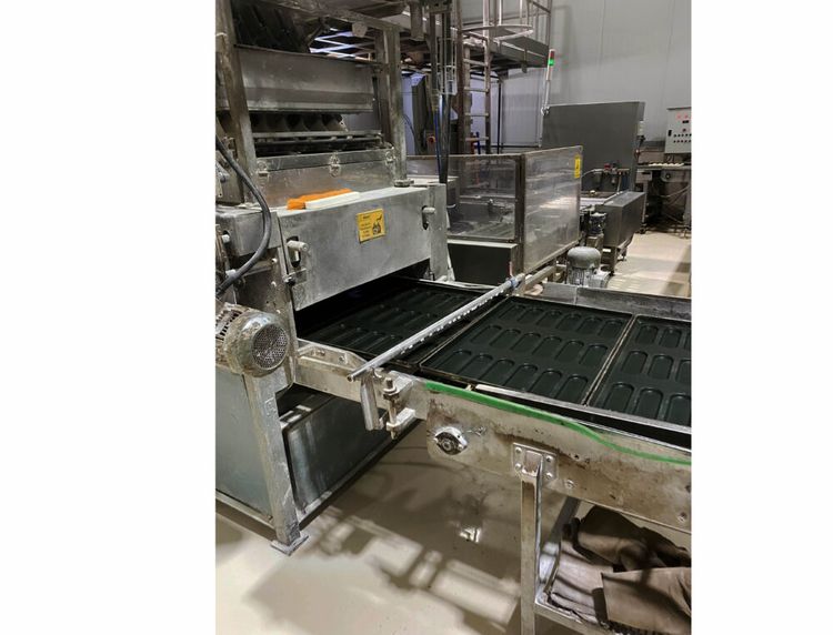 AMF bun make-up line 14.000 buns per hour