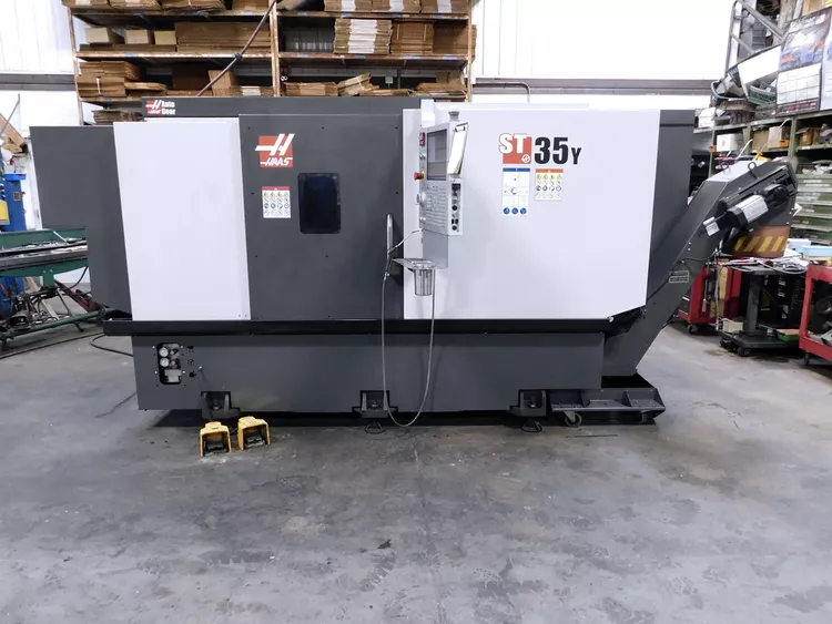 Haas Haas 3200 RPM ST-35Y 2 Axis