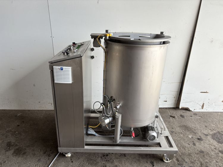 4 Sollich RT250K Chocolate tank