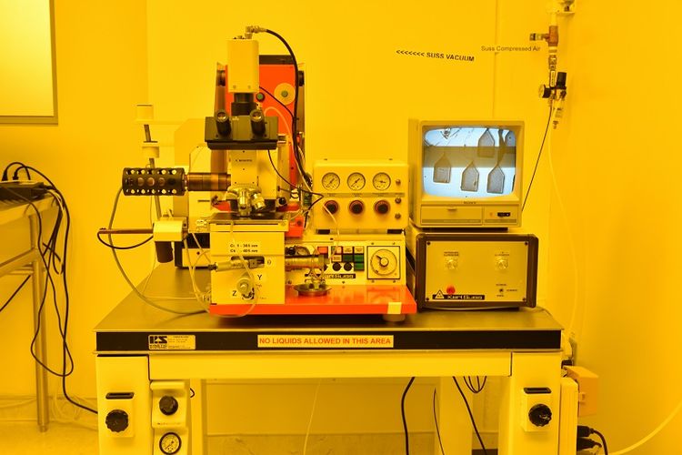 Karl Suss MJB3 Aligner