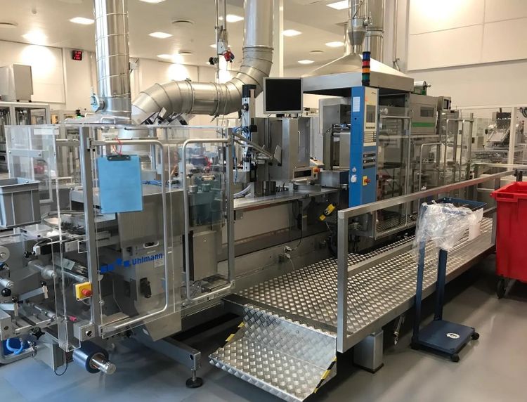 UHLMANN UPS4 ETX + P100 + PAK 300, Blister Line