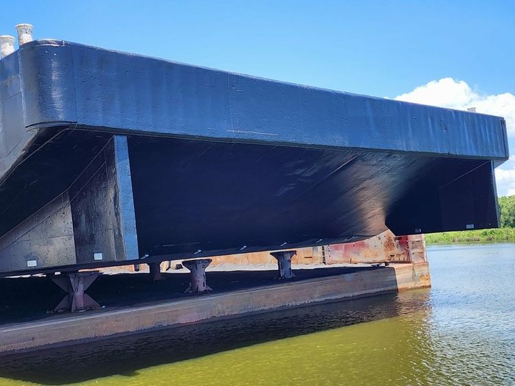 Bergeron 250ft ex: ABS Deck Barge