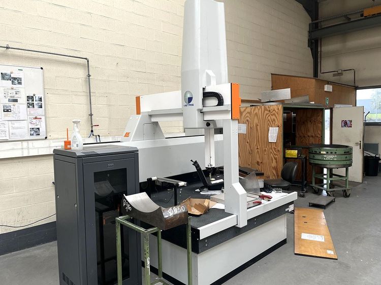 Metris Measuring table