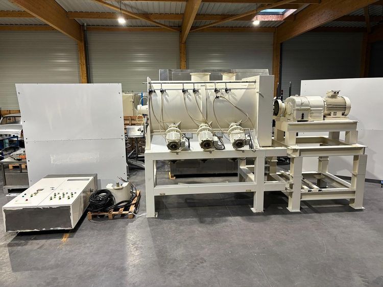 Lodige FKM 2000 D / 6Z 2000-Liter Stainless Steel Ploughshare Mixer