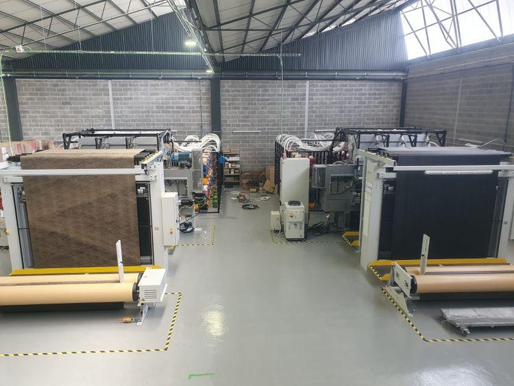 2 Cobble, Van de wiele Colortec C+ Tufting machine Like New, Installed 2025