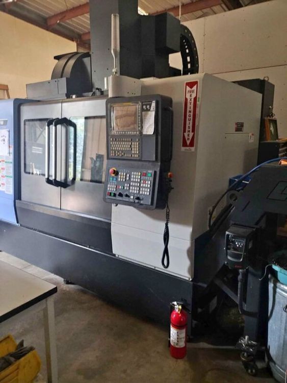 Doosan DNM-5700  3 Axis