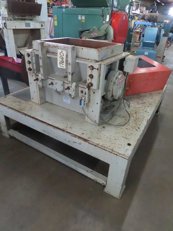 Cumberland 1828B granulator