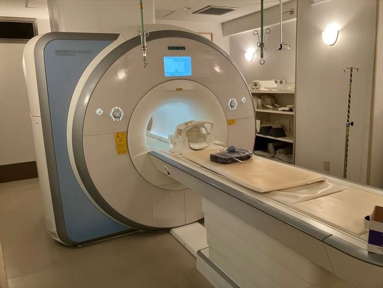 Siemens Avanto 1.5T MRI