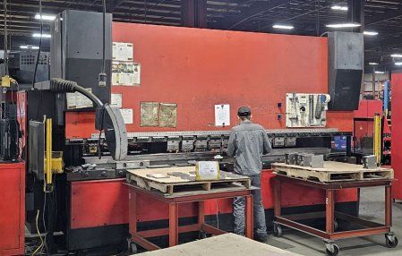 Amada HFE170-4S/7 CNC PRESS BRAKE 187 TON X 167"