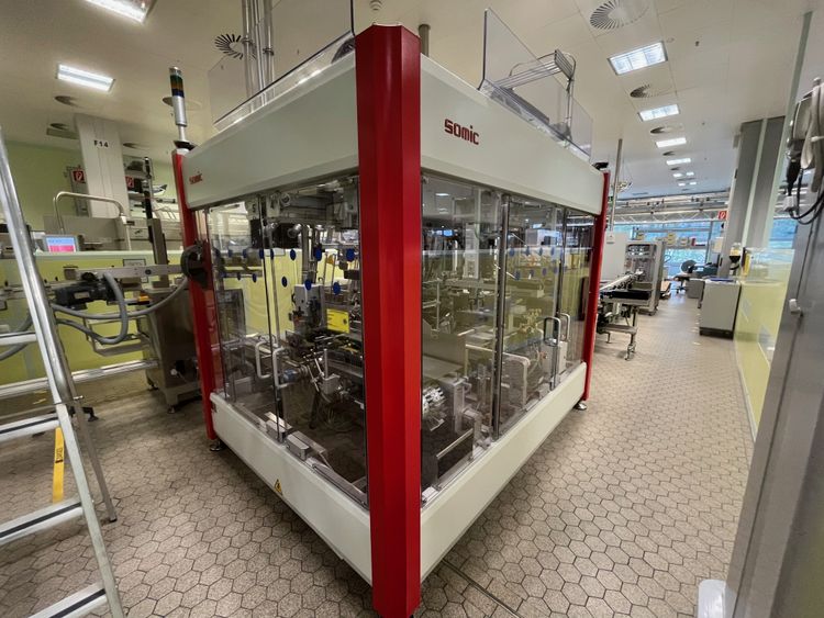 Somic 424 T2  Tray Lid Wrapping Machine