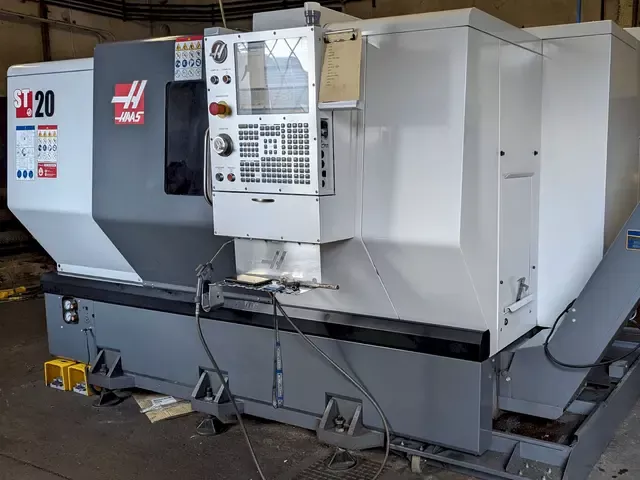 Haas HAAS     Model: NGC version, Fanuc compatible 4000 rpm 1/MIN ST-20 2 Axis